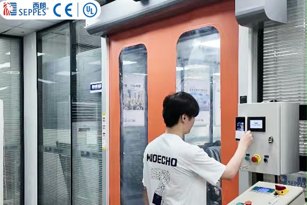 刷卡式快速门 刷卡式快速门